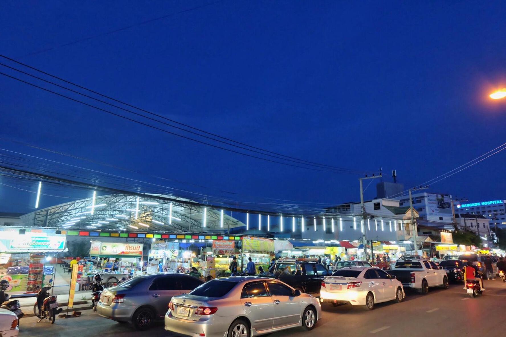 U-Thong Hotel Phitsanulok Buitenkant foto