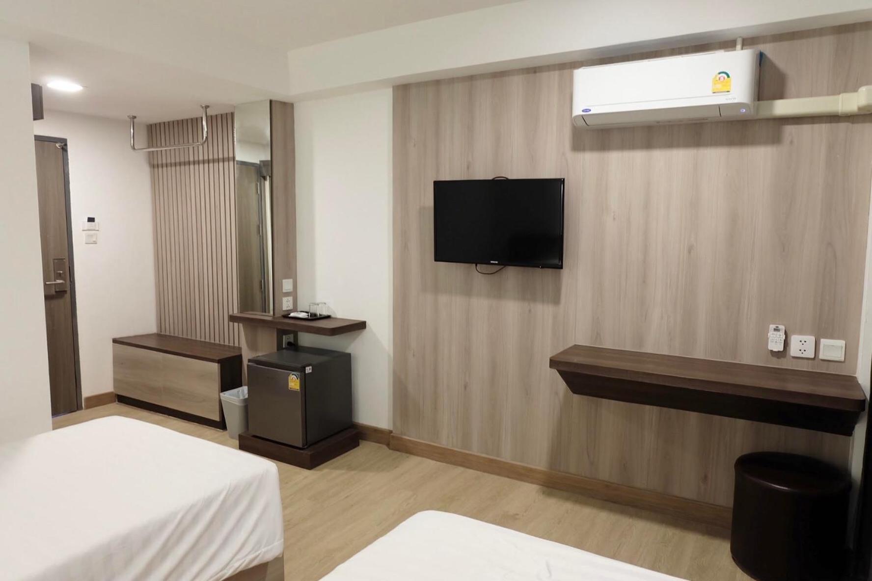 U-Thong Hotel Phitsanulok Buitenkant foto